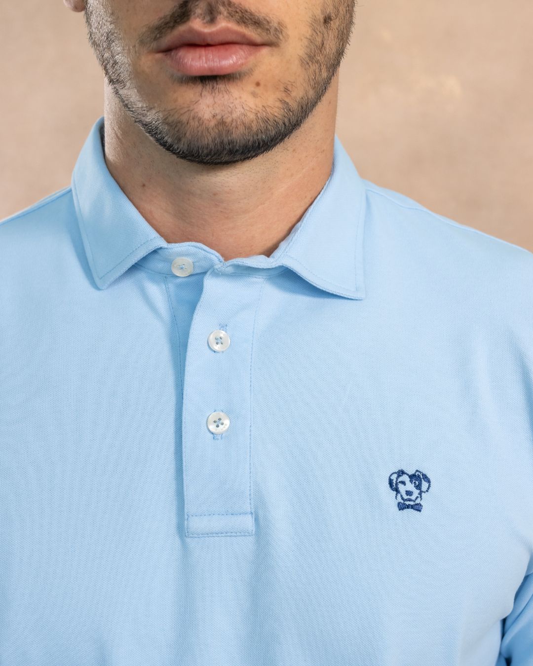 Polo Antimanchas Cuello Rígido Azul Celeste