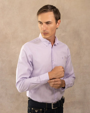 Camisa antimanchas Oxford lila marca DANTE para hombre regular fit foto mdoelo