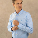 Camisa antimanchas Popelina Rayas yale marca DANTE de hombre tallaje regular fit foto modelo2
