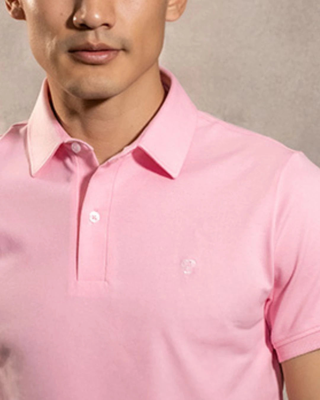 Polo Antimanchas Cuello Rígido Rosado