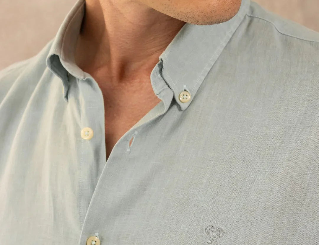 Camisa Lino Verde Amalfi Logo Combinado marca DANTE para hombre regular fit foto logo