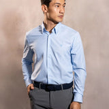 Camisa Performance cuadros azul claro antiarrugas para hombre marca DANTE tallaje regular fit foto modelo