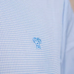 Camisa Performance cuadros azul claro antiarrugas para hombre marca DANTE tallaje regular fit foto tela