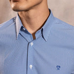 Camisa Performance cuadros azul oscuro antiarrugas para hombre marca DANTE tallaje regular fit foto logo