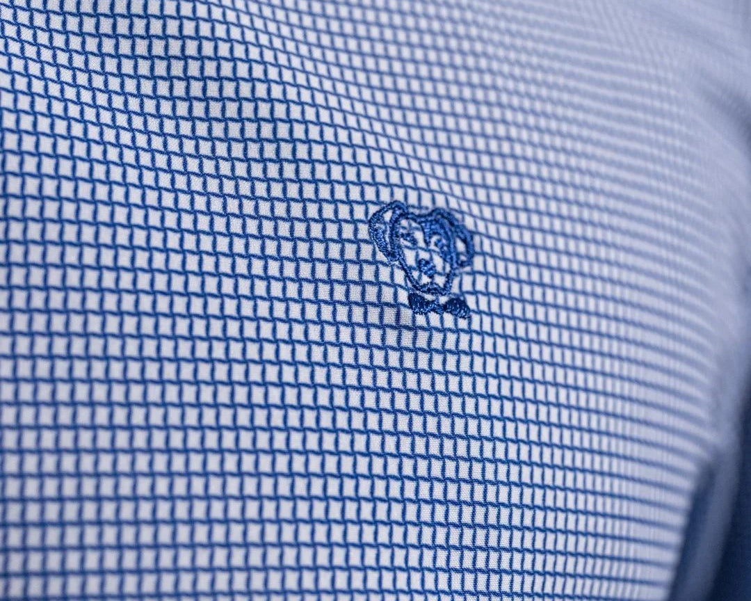 Camisa Performance cuadros azul oscuro antiarrugas para hombre marca DANTE tallaje regular fit foto tela