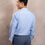 Camisa Performance rayas azul claro antiarrugas para hombre marca DANTE tallaje regular fit foto espaldas