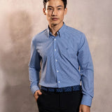 Camisa Performance rayas azul oscuro antiarrugas para hombre marca DANTE tallaje regular fit foto modelo