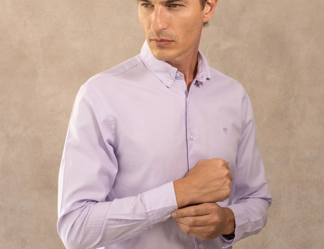 Camisa antimanchas Oxford lila marca DANTE para hombre regular fit foto  mdoelo