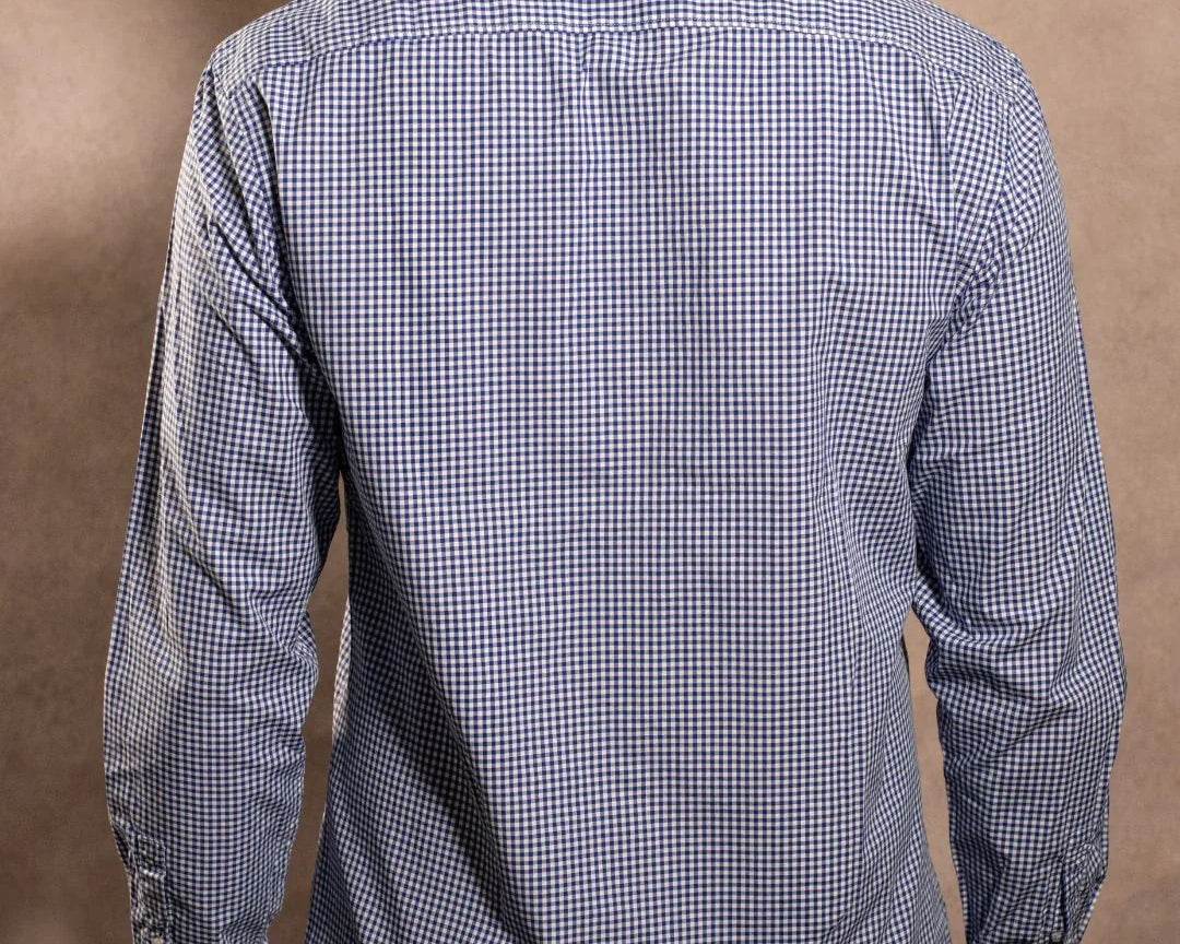 Camisa antimanchas Popelina Cuadros Azul Oscuro Berna para hombre marca DANTE tallaje regular fit foto espalda