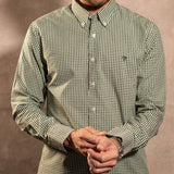Camisa antimanchas Popelina Cuadros Verde Oscuro Lugano para hombre marca DANTE tallaje regular fit foto modelo close