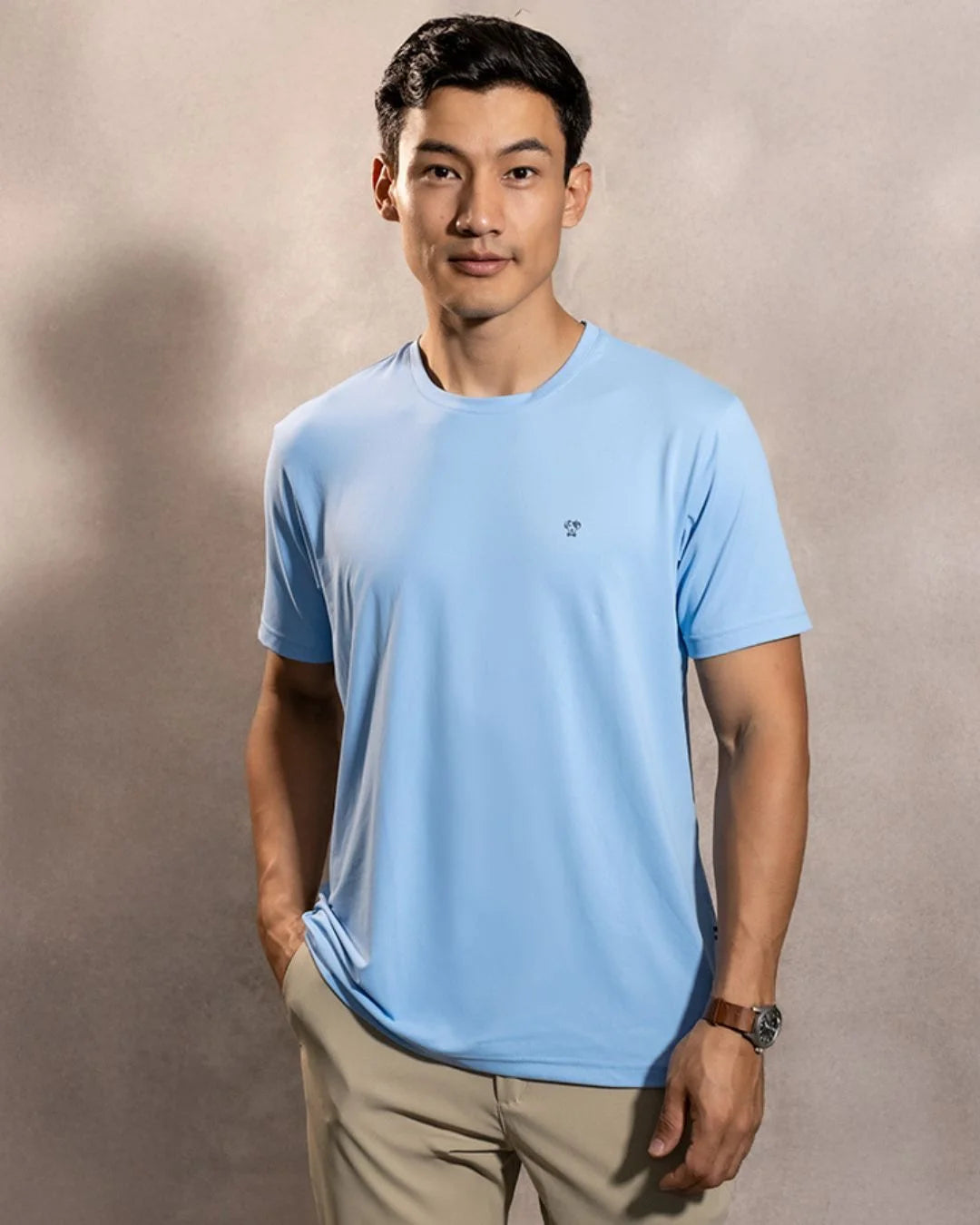 Camiseta Performance Antiarrugas Azul Celeste