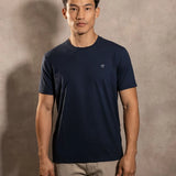 Camiseta antimanchas Dark Blue hombre marca DANTE tallaje regular fit foto modelo