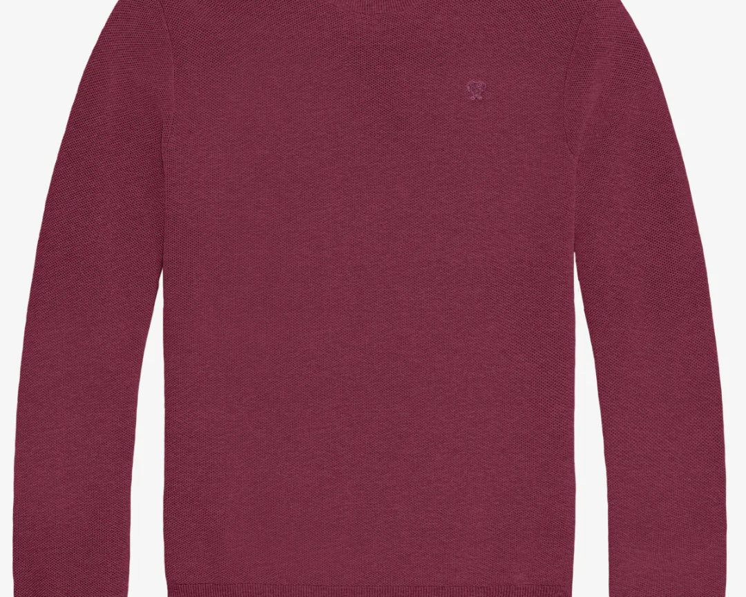 Sueter Tejido Vinotinto Cuello Redondo para hombre marca DANTE foto mockup